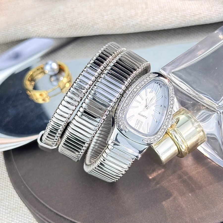 Fashionable European And American Snake-Shape Elastic Wrapping Quartz Ladies Watch with Embedded Diamond Bracelet Watch