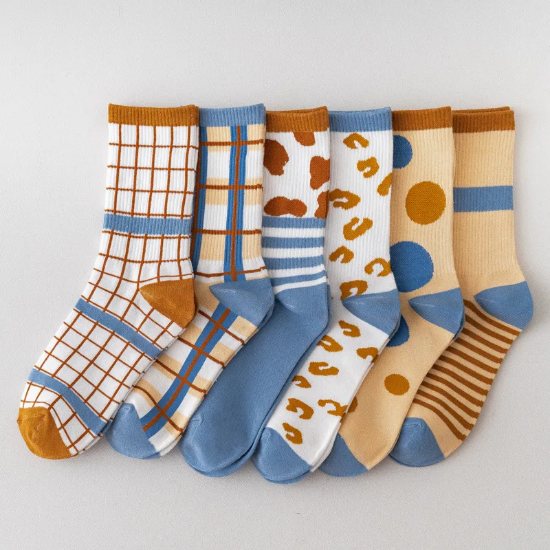 Japanese Cute All-match Milk Pattern Short Socks Female Breathable Cotton Sweet Happy Socks Women Blue Lattice Middle Tube Sock