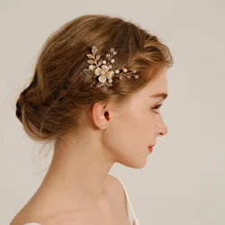Gold Alloy Flower Hairpin Leaf Design Pearl Crystal Hair Sticks Elegant Women's Headwear Accessories Jewelry Bridesmaid Gifts