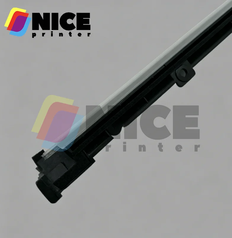 1PC Compatible is used for Ricoh MP 1350 1356 1357 1100 9000 1106 907 906 Developer Powder Baffle