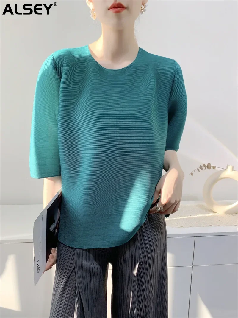 

ALSEY Miyake Pleated Top Women's Line Sleeve Half Sleeve Design Solid Color Commuter Style Round Neck Women's T-Shirt 2024 New