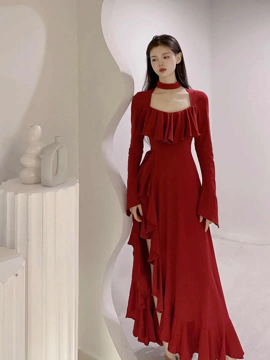 Spring Red Vintage Elegant Dress Women Flare Sleeve Designer Sweet Long Dress Female Ruffles Retro Princess Irregular Dress 2024