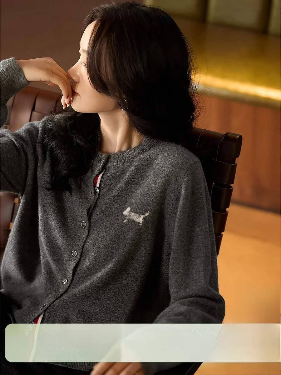 

Modern Classic andma Sle Knitted Cardigan Camere Fun Little Dog Design Soft Long Sve round Ne Warm Ladies Sweater