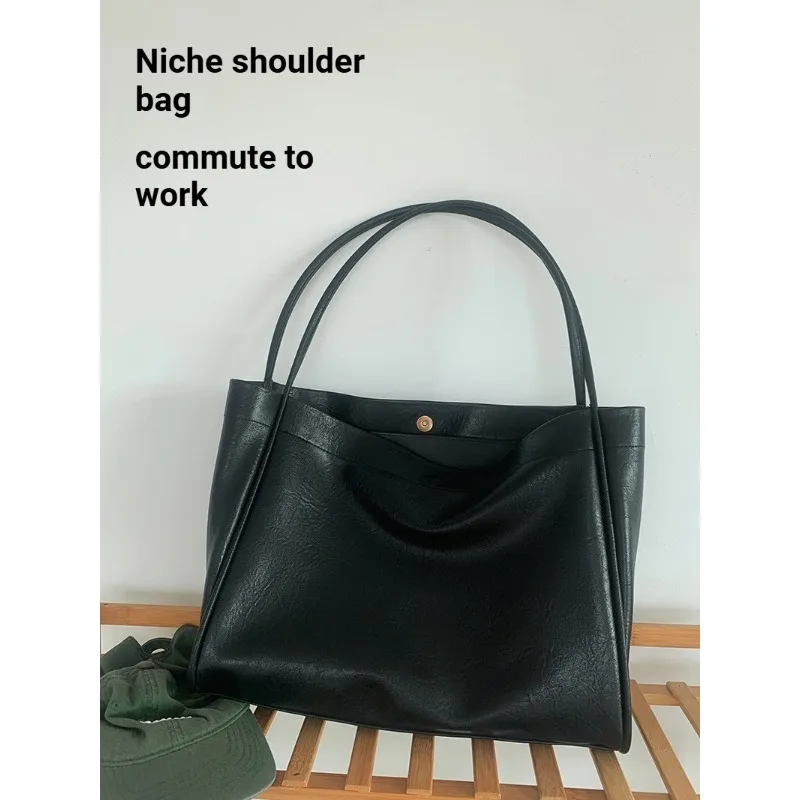 

Модная сумка через плечо, новая сумка-тоут из мягкой кожи большой вместимости, дизайнерская модель с ручкой, сумка для ношения под мышкой, стильная сумка для поездок на работу.