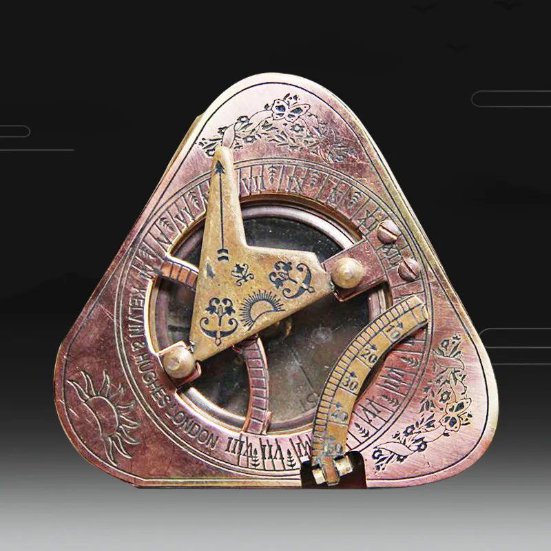 Manufacturers wholesale Antiques miscellaneous gift crafts carved brass compass workmanship