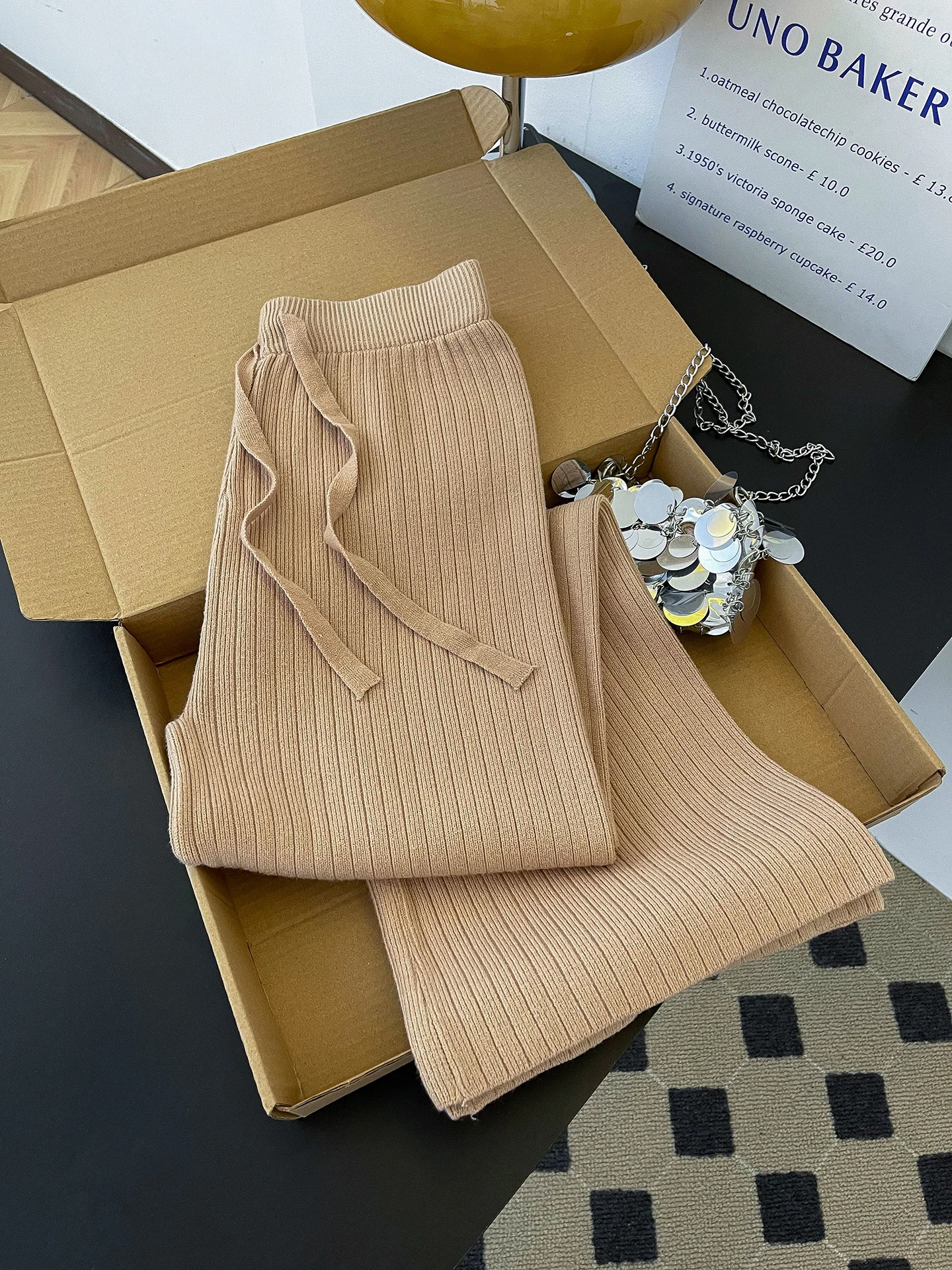 

Женские трикотажные брюки с высокой талией и широкими штанинами, осенне-зимние, мягкие, уютные, струящиеся, прямые, в полоску, для повседневной носки