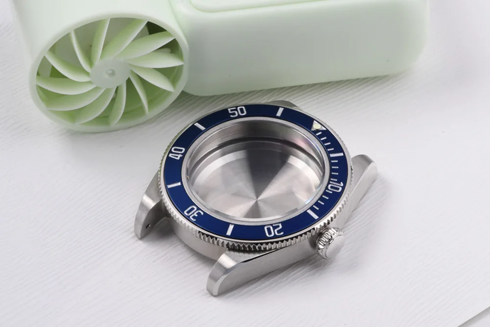 29-mm-Zifferblatt-Uhrengehäuse BGW-9, leuchtendes 316L-Edelstahl-Saphirglas-Tauchgehäuse für NH35A NH36A Automatikwerk-Teile – Detail 4