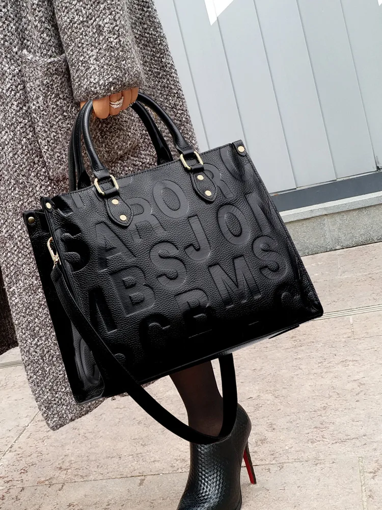 Nowa jesienna/zimowa torba damska torba na ramię o dużej pojemności, uniwersalna czarna ręczna torba Crossbody z torebką z atmosferą
