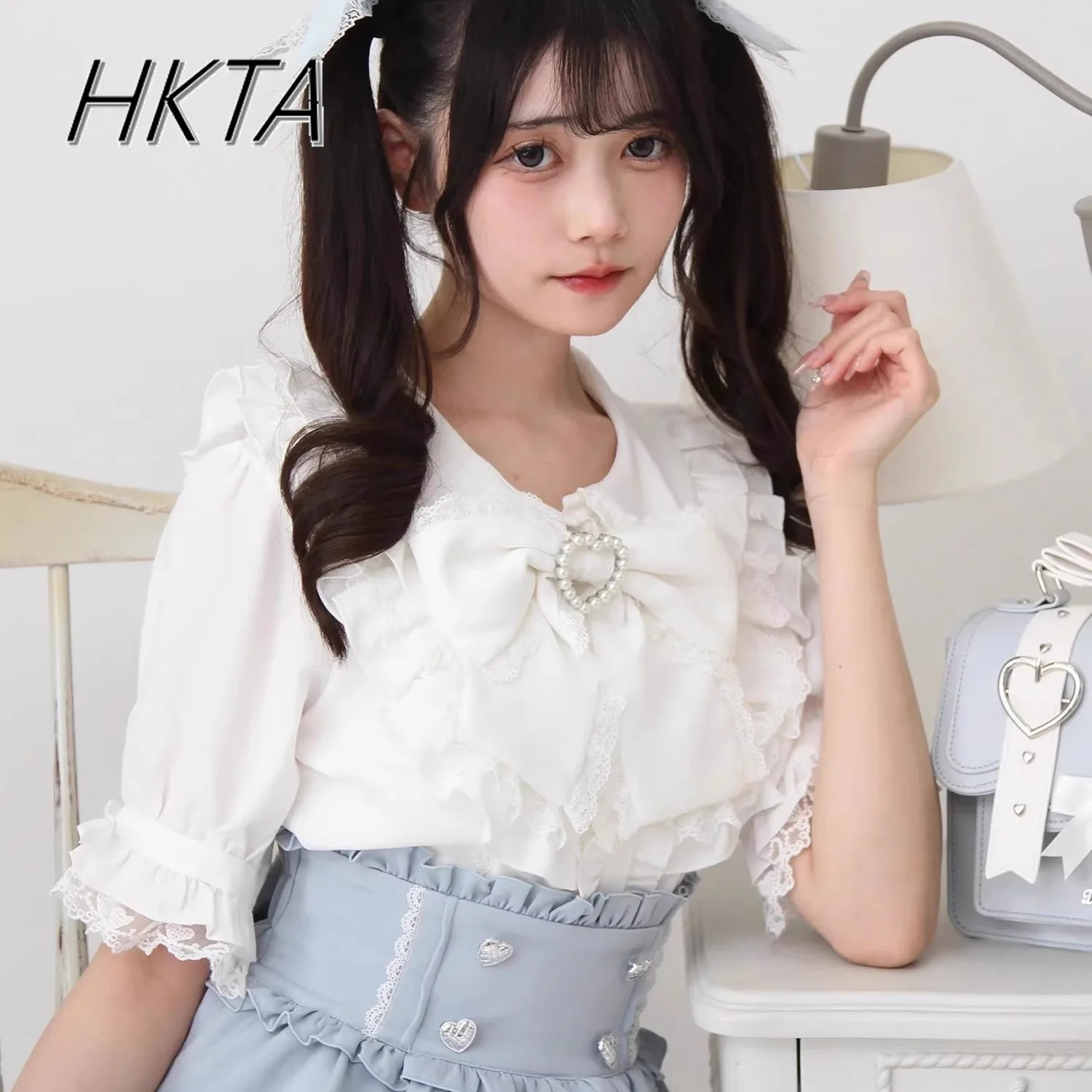 Camicie Lolita nuove estive dolci giapponesi da donna con fiocco colletto per bambola carino camicia a maniche corte con bordo in pizzo camicette bianche da donna