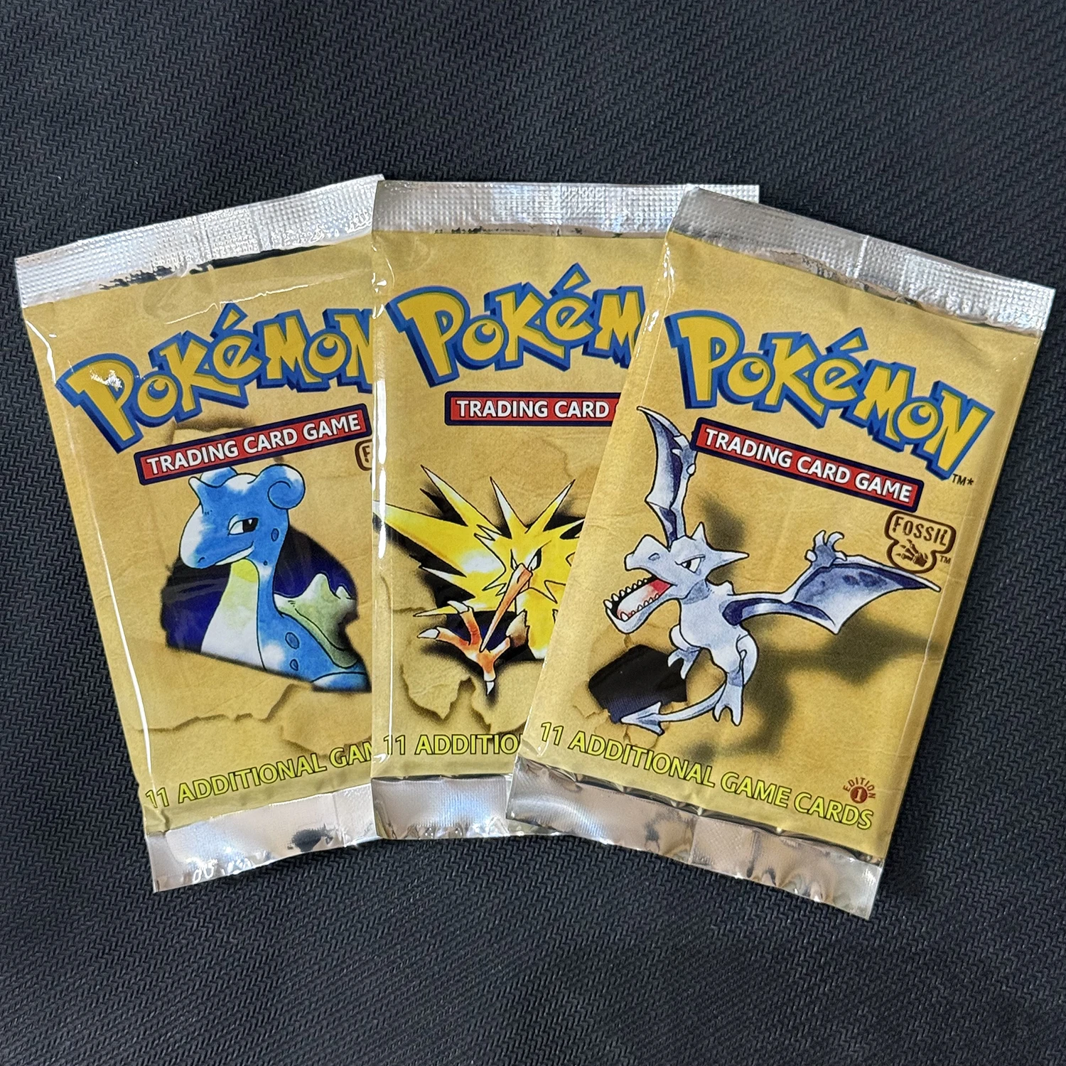 Pokemon Fossil Booster Pack Lapras Aerodactyl Zapdos 1 Beutel/11 zufällige PKM Proxy-Karten klassische Brettspiel-Geschenke