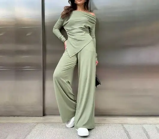 

Tailored and High-End Solid Color Knitted Fashionable Temperament Set with A Long Sleeved Collar and High Waisted Wide Leg Pants