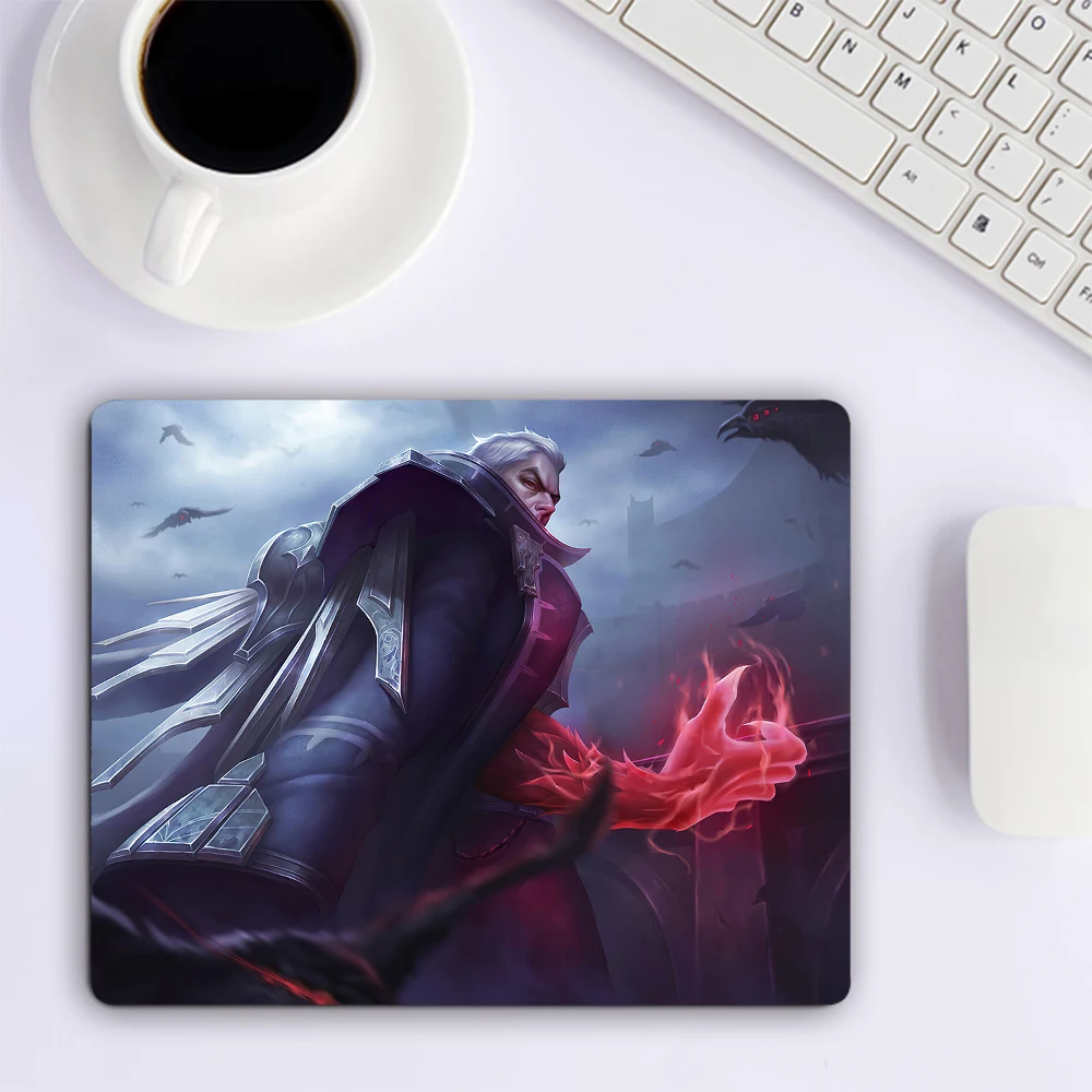 League of Legends-alfombrilla de ratón pequeña Swain, accesorios para juegos de ordenador, teclado, alfombrilla de ratón para ordenador portátil, escritorio de oficina, PC Gamer