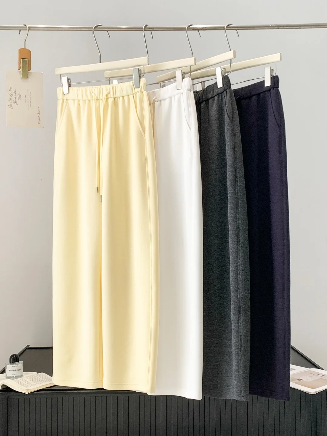 Lightweight Drawstring Waist Straight Leg Pants Soft Draping Women's Casual Trousers Versatile Wide Leg Sports Pants
