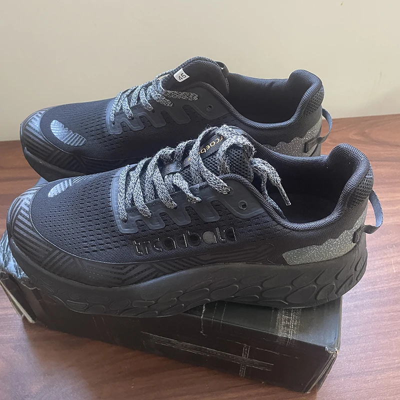 New Fashion Unisex Marathon Running Shoes Jogging Shoes Men's and Women's Casual Walking Shoes Outdoor Road Lightweight Shoes