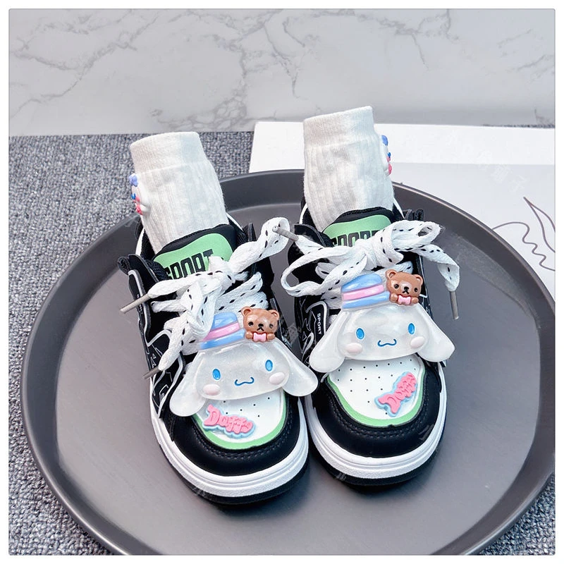 Sanrio Cinnamoroll Children Sneakers Anime Luminous Sneakers Middle and Older Kids Kawaii Fashion Boys and Girls Trainers Gift