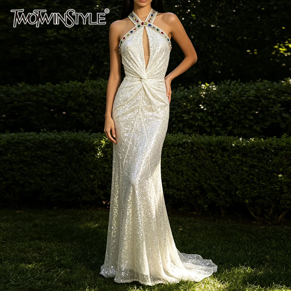 TWOTWINSTYLE Diamond Spliced Sequin Slimming Maxi Dress for Women Halter Neck Sleeveless Patchwork Hollow Out Dress Female Style
