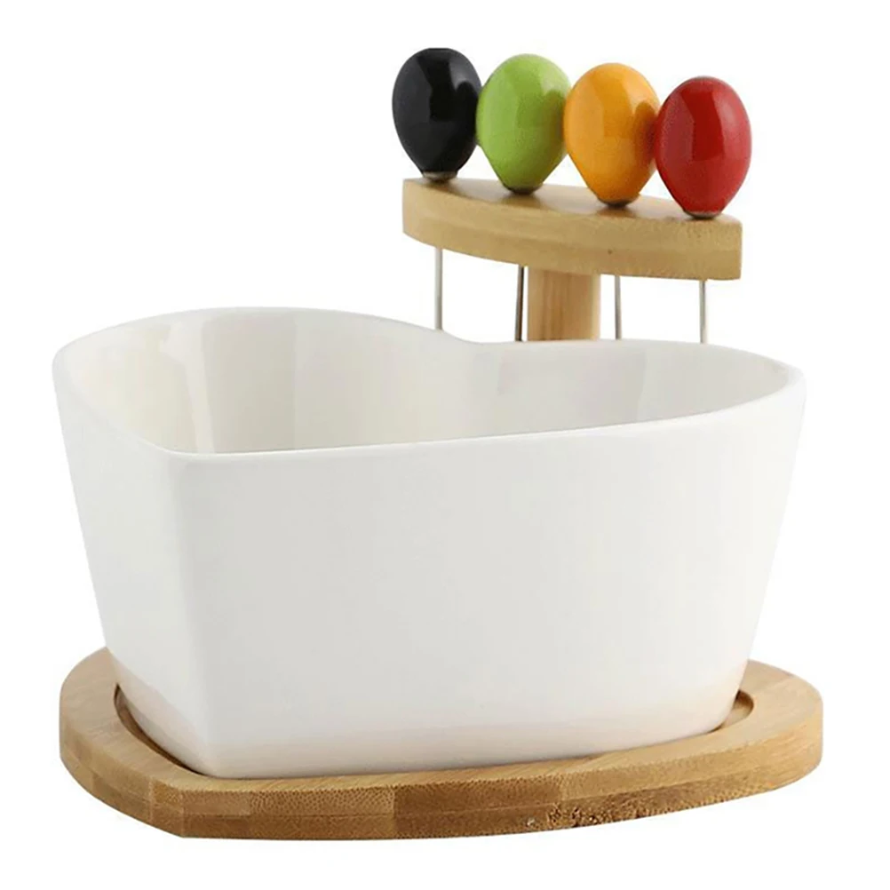 

1 set Fruit Bowl Salad Porcelain Serving Dish Heart Shape Wooden Tray Metal Forks Hot Food Safe Creative Dinner Party