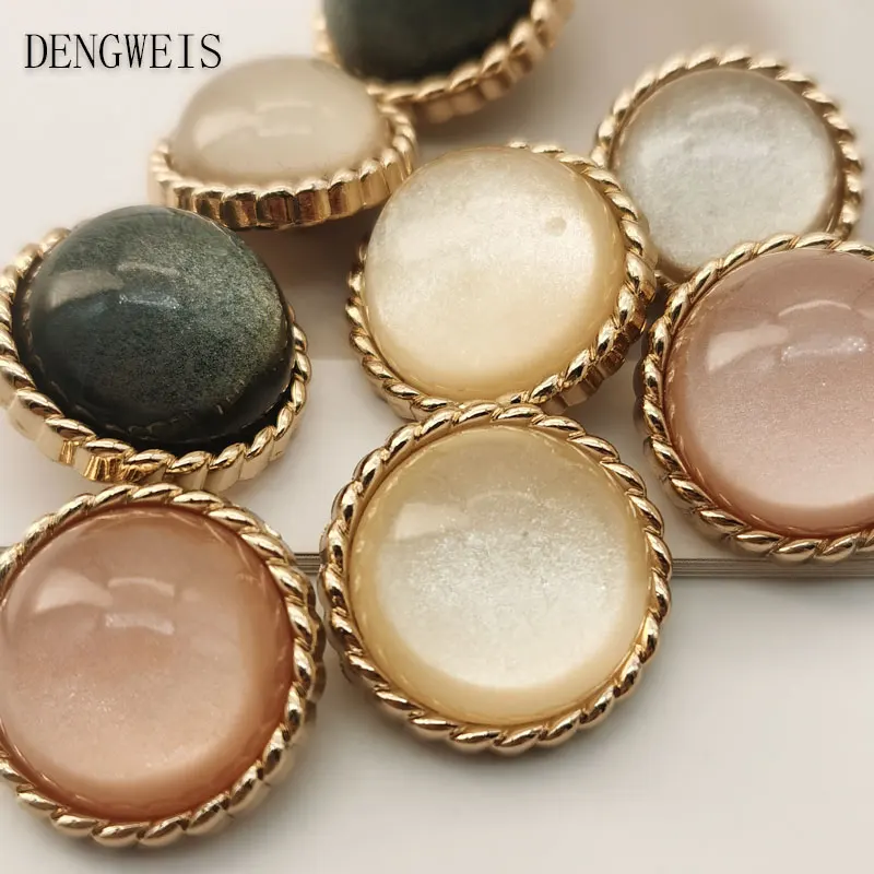 

Pearly Metal Buttons for Clothing Sweater Coat Sewing Accessories DIY Handmade Decoration Luxury Sewing Buttons New 6pcs/lot