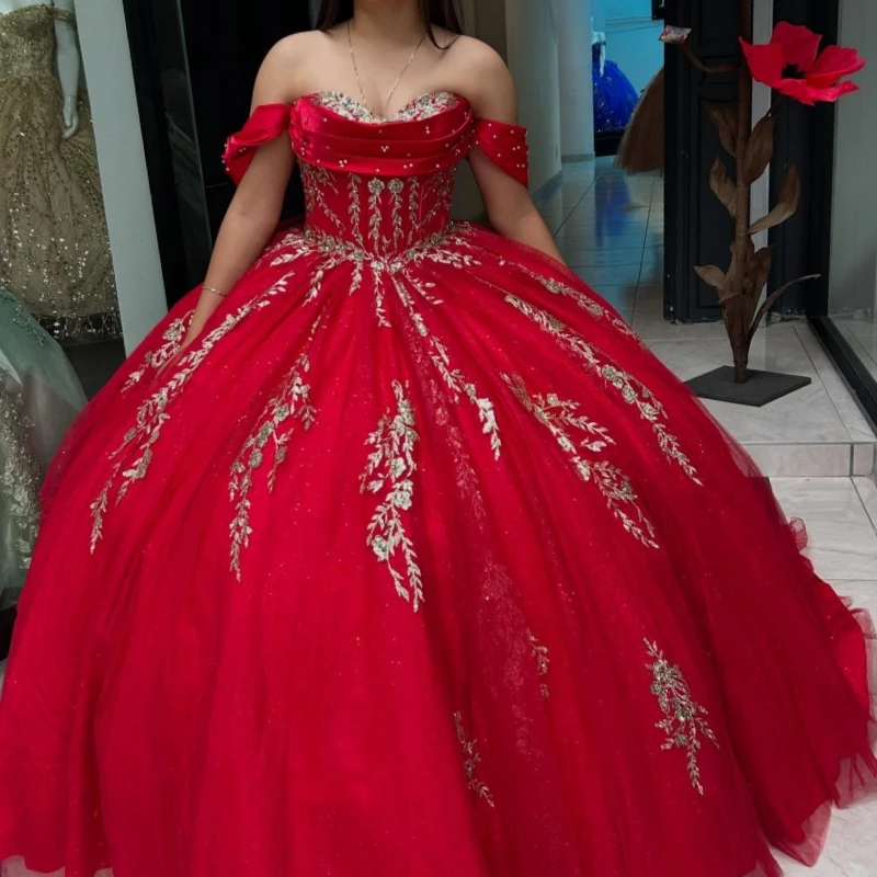 

Red Shiny Ball Gown Quinceanera Dresses Off The Shoulder Sequin Applique Lace Beads Tull Party Birthday Sweet 16 Dress Vestidos