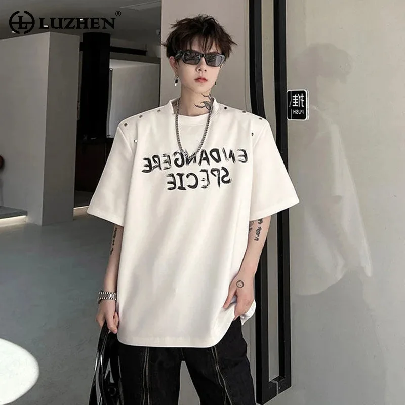 LUZHEN Summer Rivet Metal Decorate Shoulder Pad Short Sleeve 2026 T-shirts Men's Handsome Fashion Letter Printed Clothes JY8191