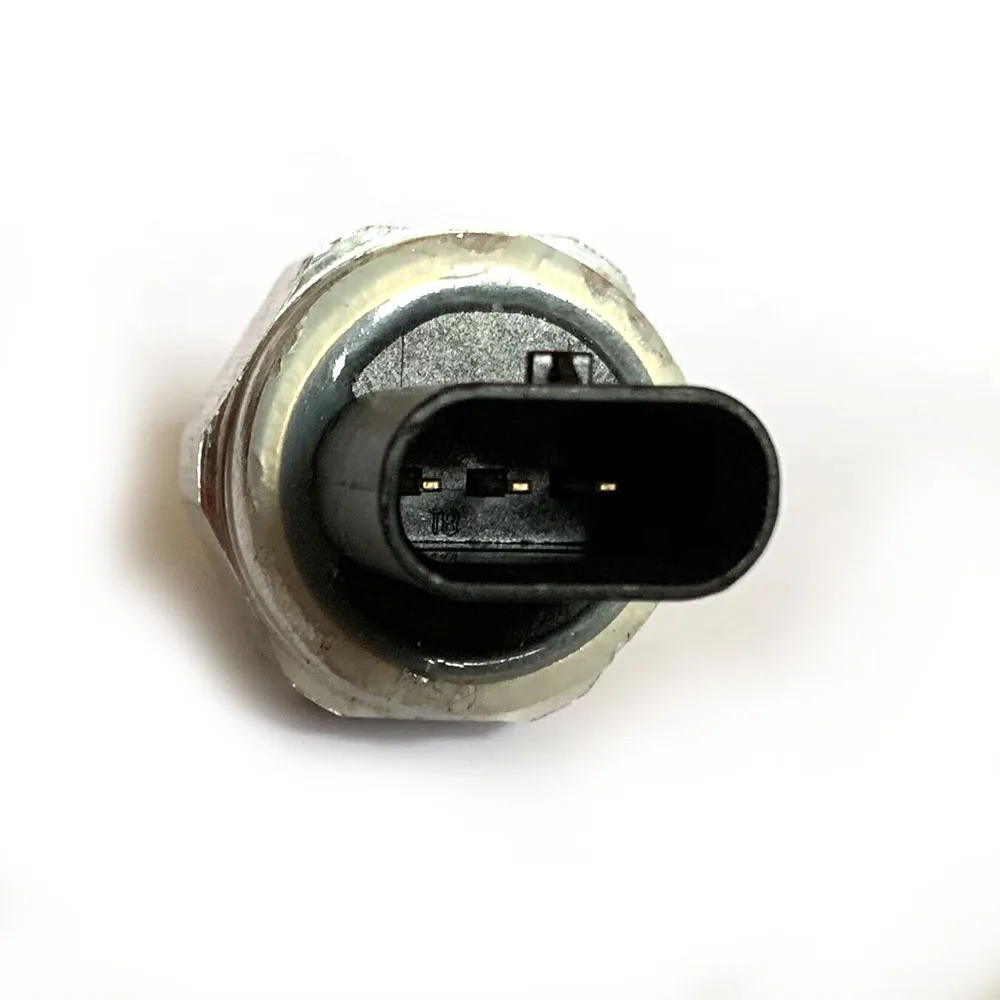 Engine Oil Pressure Sensor 12635397 55488247 12630433 12637356 12661808 12659289 For Cadillac Chevrolet GMC Buick