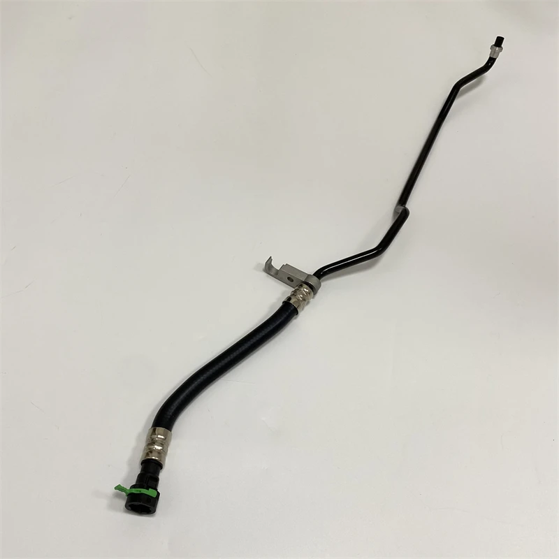 

For BMW E82 E88 E90 E92 E93 E84 OE 17227631549 1722 7631 549 17 22 7 631 549 Auto Parts Oil Coolant Pipe