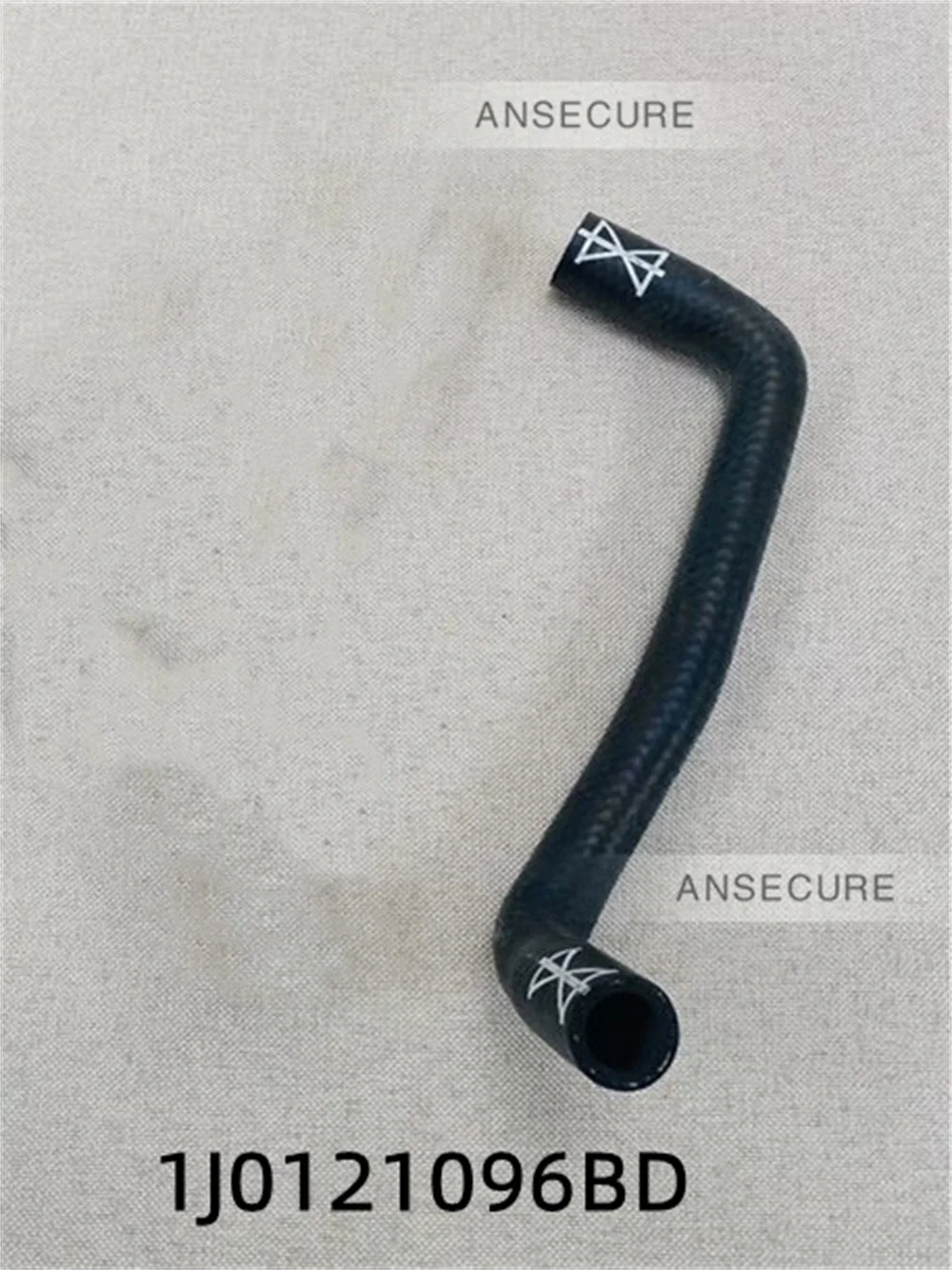 1.8 Manual Engine Coolant Pipe Hose For VW Bora Golf 4 MK4 Audi A3 8L Seat Leon Toledo  1J0121096BD  1J0 121 096 BD