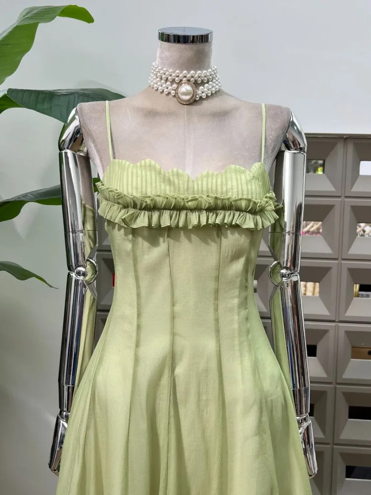 DFDG Abito da donna per le vacanze al mare 2025 Cravatta in vita Maglia sottile Cinghie per spaghetti Sheer Designer Abiti da donna per le vacanze primaverili estive