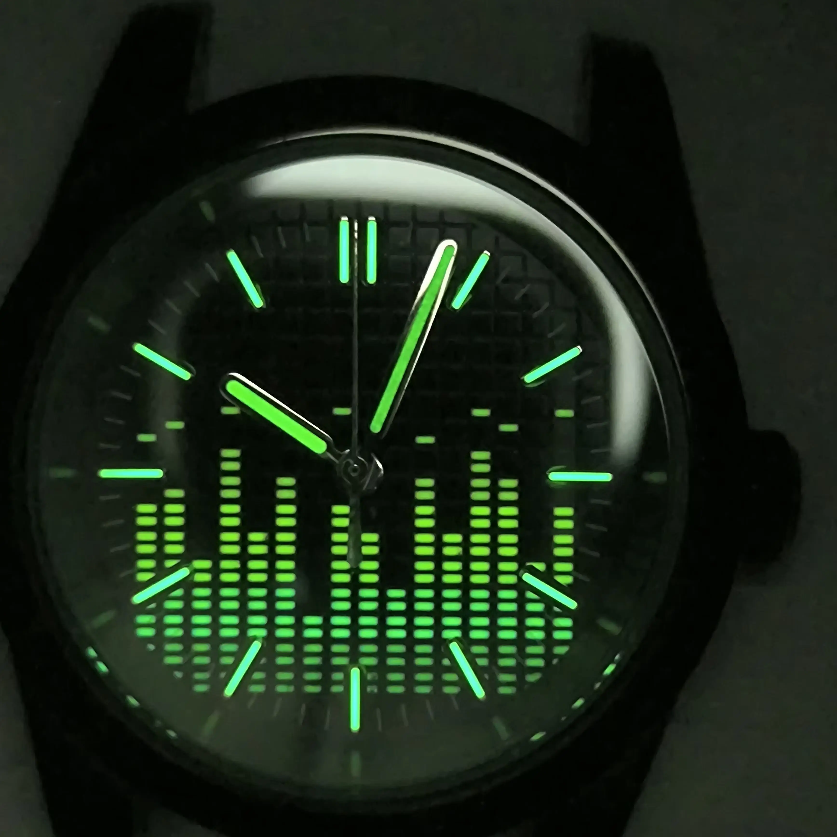 39mm disc dial Super luminous 316L stainless steel sapphire glass nh Series 35 men's watch can be customized logo