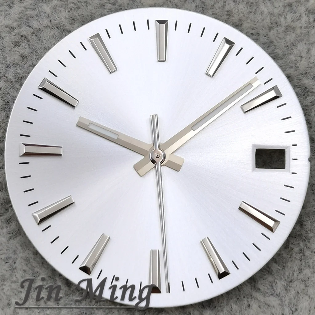 High Quality 28.5mm NH35 Watch Dial Stripes Simple Surface Single Date Window Aseptic Dial Compatible with NH35/NH36/4R/7S
