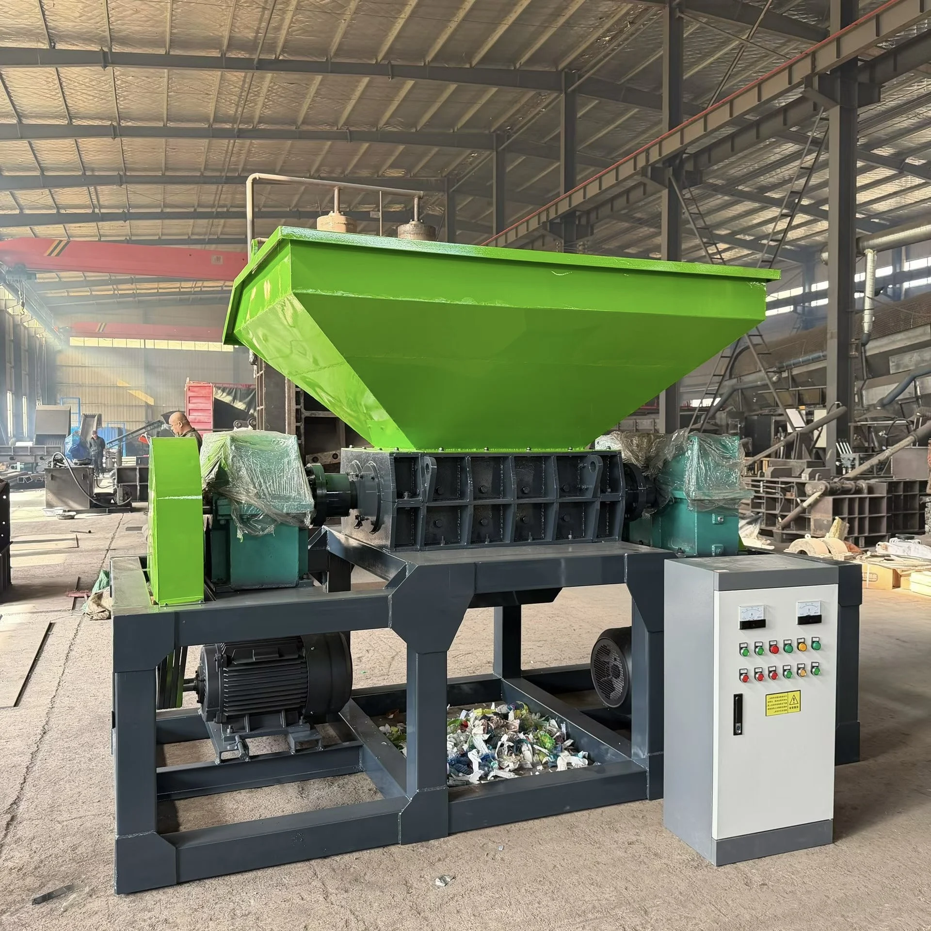 Wood Chipper Tree Root Chipper Wood Shredder Tree and Garden Tools Branch Shredding Equipment