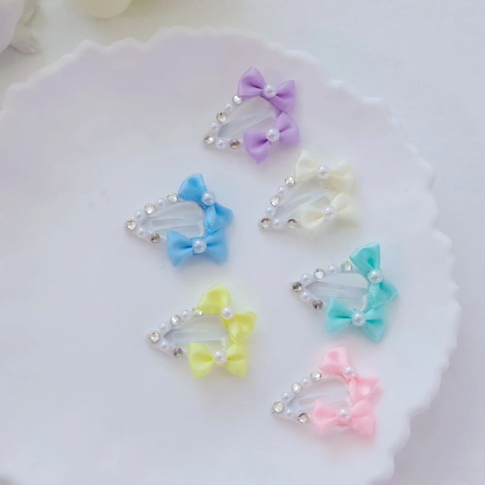 Pinzas flequillo perro pequeño maltés – Hechas a mano con lazo y perlas - imagen 4