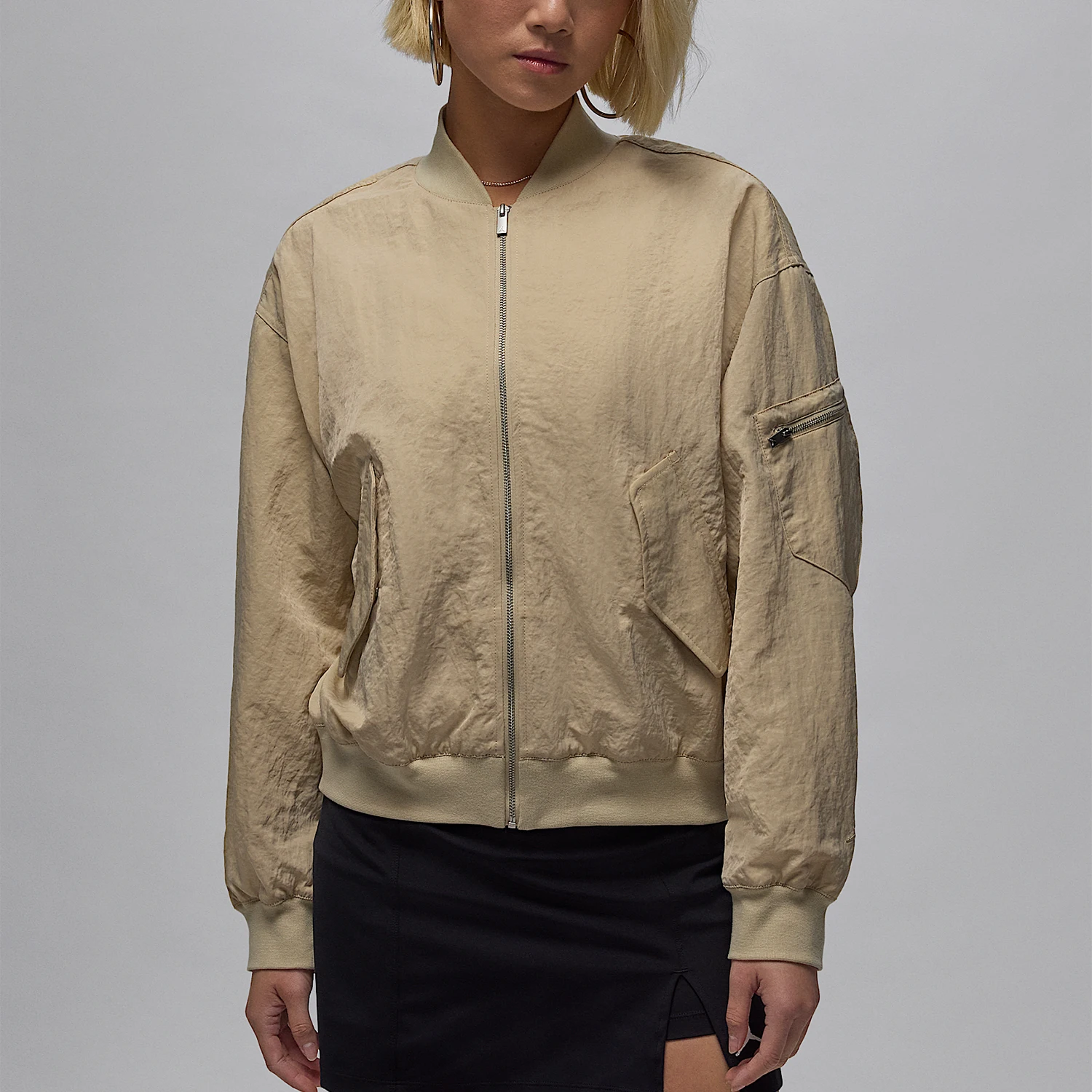 

Nike Official JORDAN Women's Cropped Woven Jacket HJ0545-206