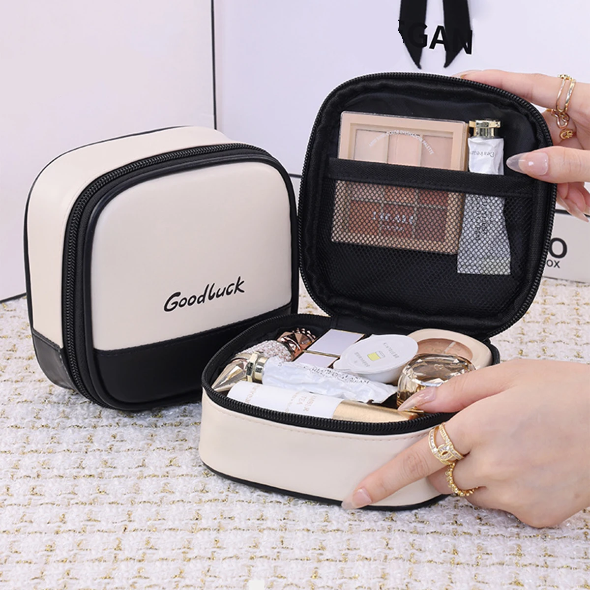 

1 шт., косметичка из искусственной кожи, сумка для хранения помады, косметики, роскошный органайзер для косметики, женские предметы первой необходимости для путешествий