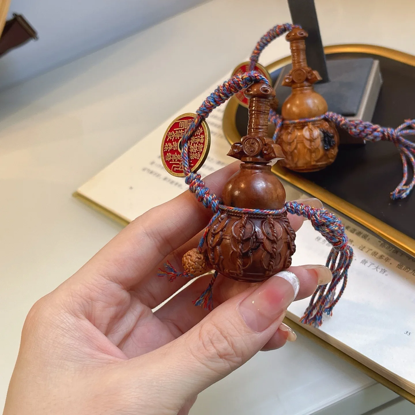 

Lightning Wood Waist Woven Gourd Pendant for Men and Women Niche All-match Retro Chinese Hand-woven Cultural Play Lucky Jewelry