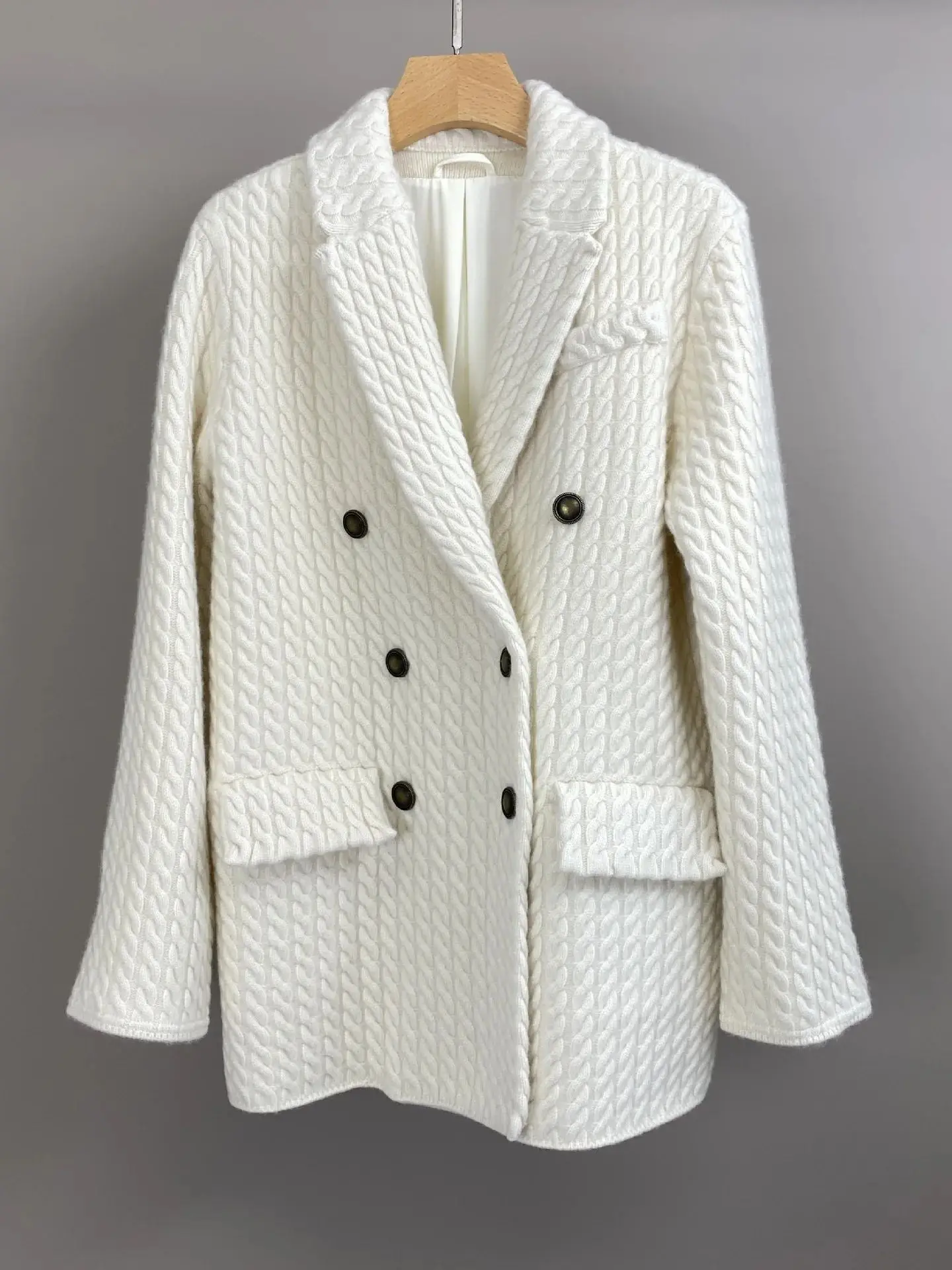 

Autumn Winter Women Twist Suit Jacket Double Breasted Notched Collar Long Sleeve Elegant Ladies Cashmere Wool Blazer