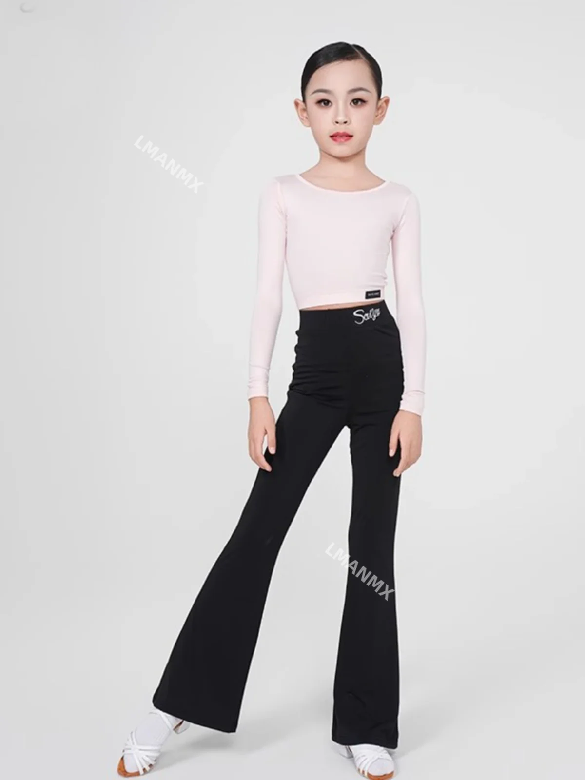 

Новые поступления осени/зимы: короткие топы с длинными рукавами для латинских танцев, расклешенные брюки с высокой талией, профессиональная тренировочная одежда для выступлений