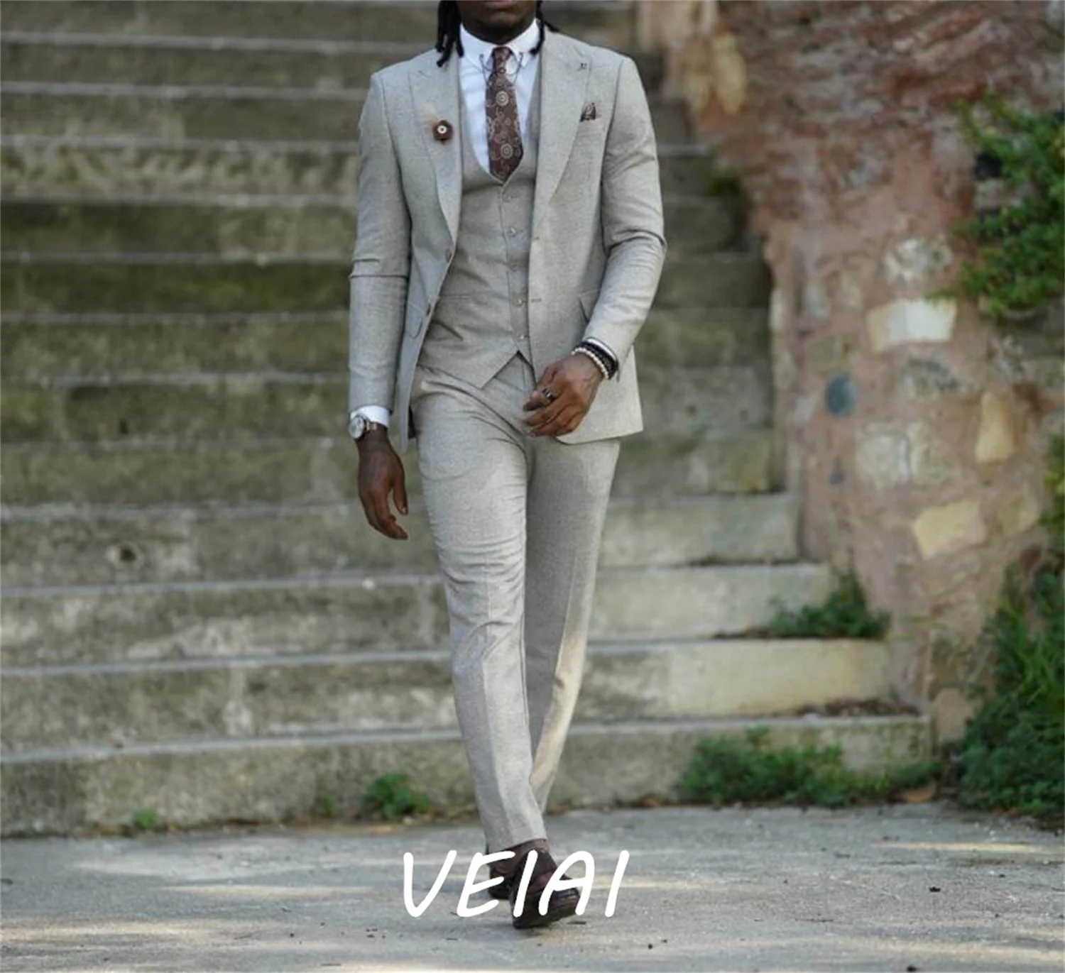 Customized Men's Slim Fit Tweed Suits Single Breasted Peak Lapel Three-Piece Tuxedo with Jacket Pants Vest for Formal Occasions
