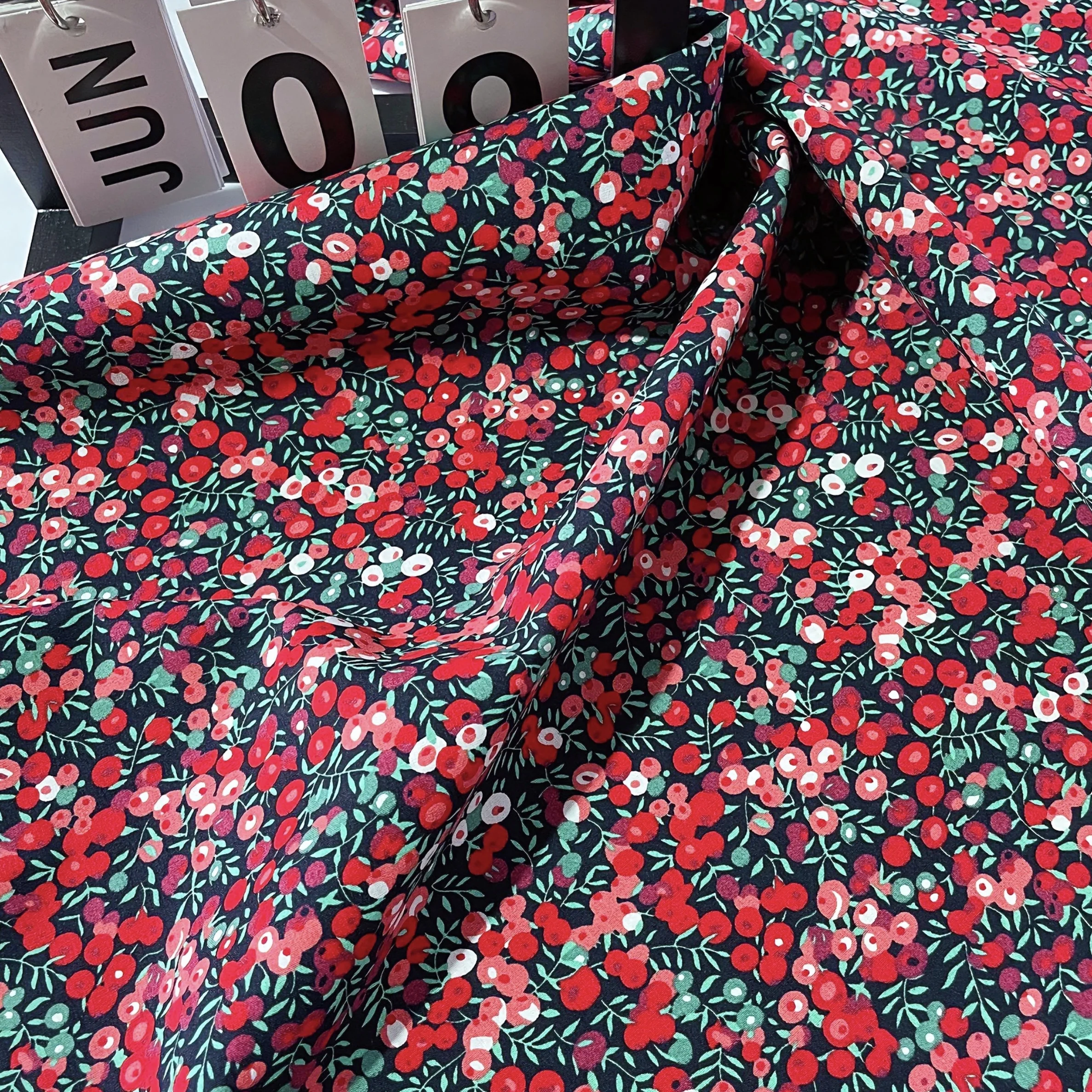 Vivid Red Berry Patterns 100% Cotton Fabric Perfect for DIY Sewing Apparel Children dress Making and Home Decor Patchwork Design