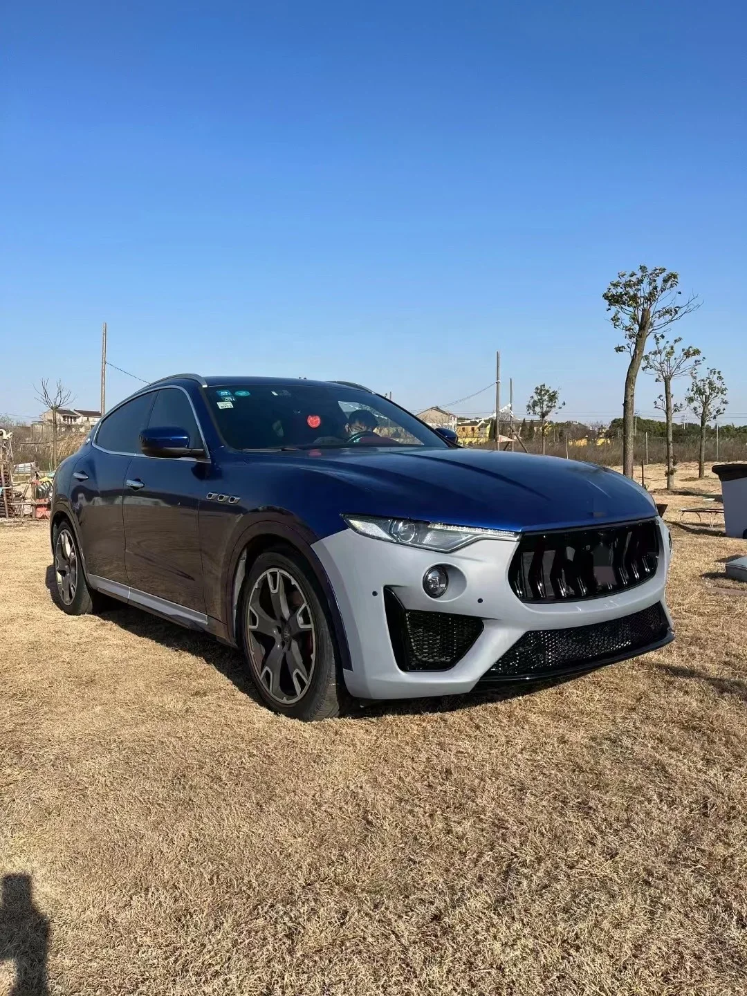 

The Upgraded Front Bumper Kit Car Grille Is Suitable For The GTS