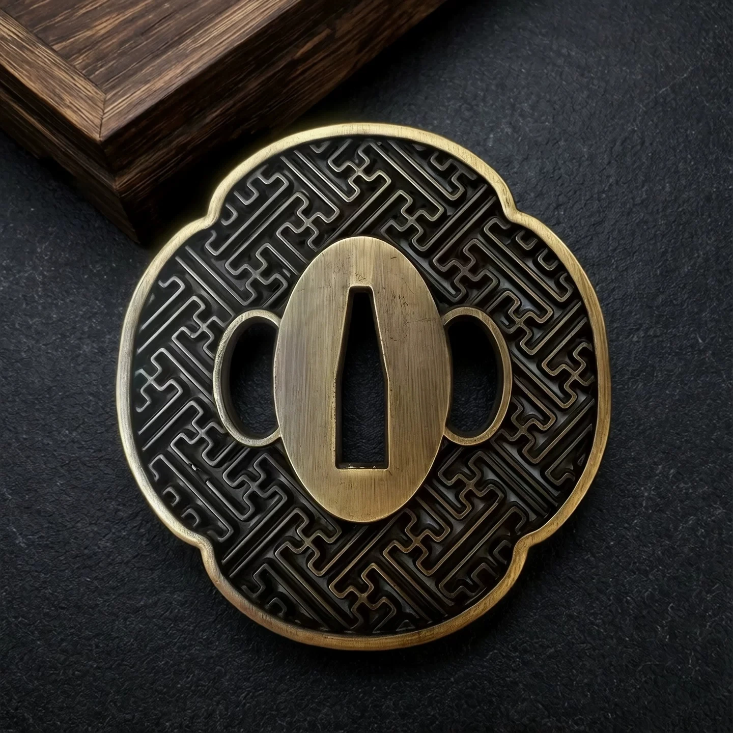 9 Styles Japanese Tsuba Sword Guard Alloy Tsuba Lotus Wave Bamboo Plum Dragon Lion Dragonfly Pattern Antique Bronze Katana Parts