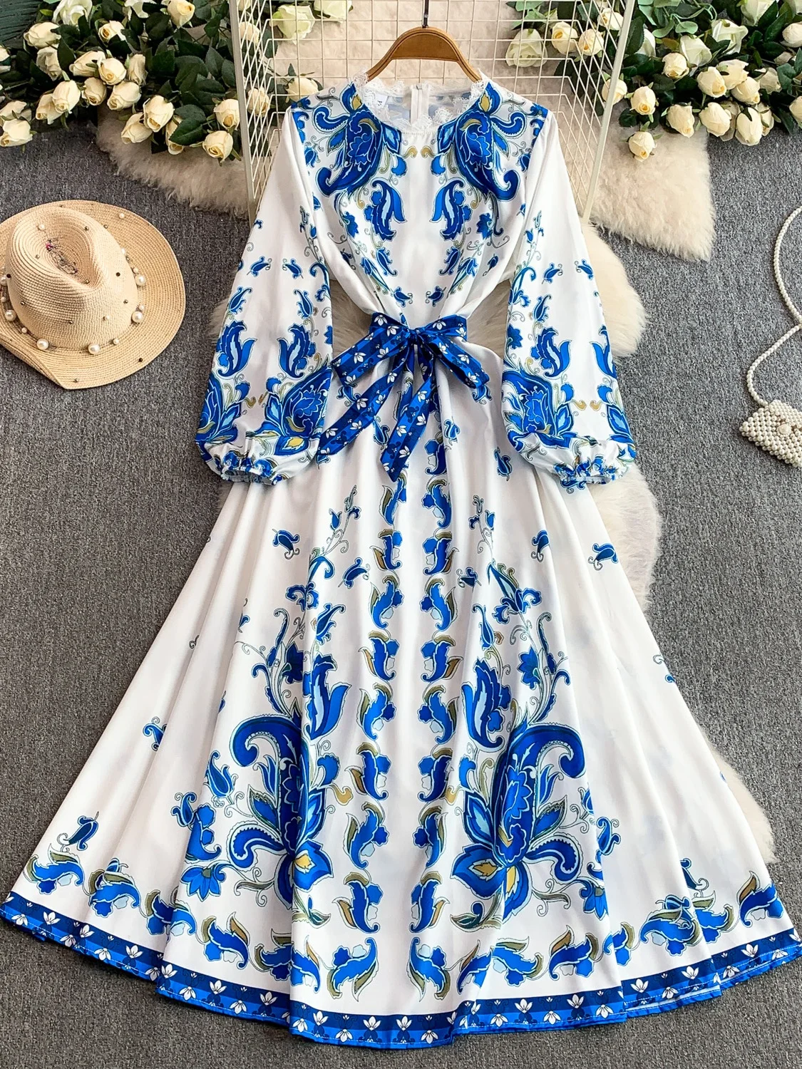

Retro Blue And White Porcelain Splice Sexy Lace round Ne Dr Women's Autumn Winter Slimming Long Skirt A-Line Dr