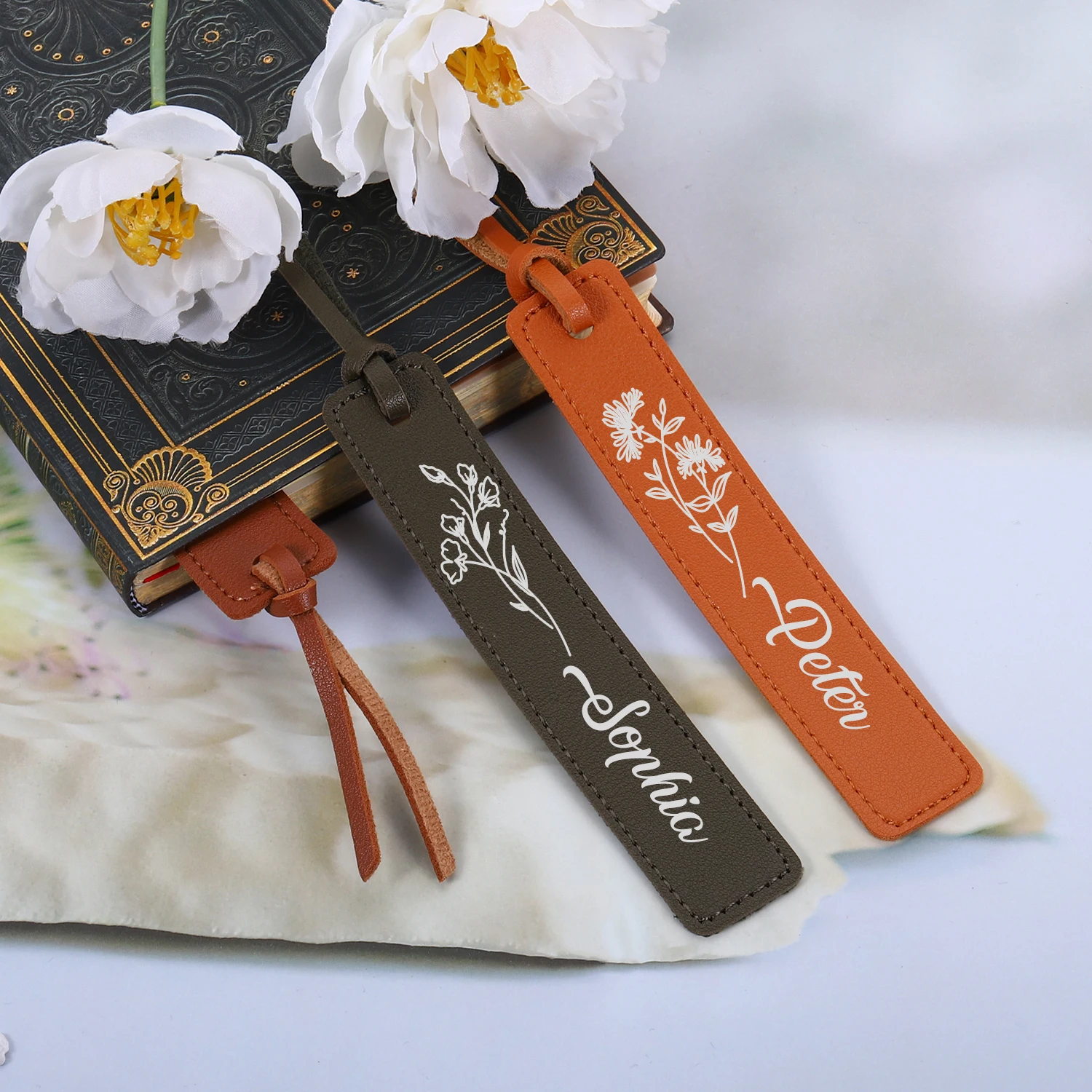 

Personalized Leather Bookmark for Friend Custom Name Bookmark with Birth Month Flower for Book Lover Gift PU Leather Bookmark