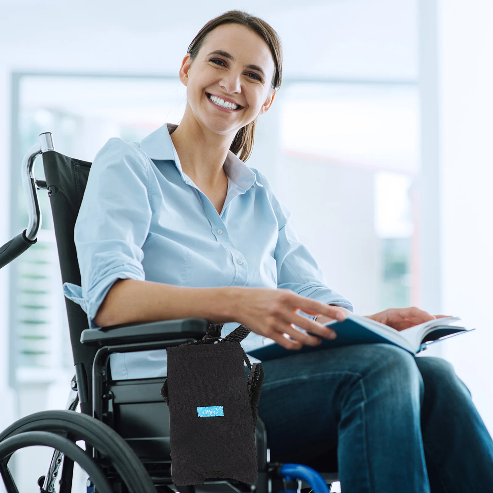 

1Pcs Portable Nursing Urine Drainage Bag Cotton Adjustable Shoulder Strap Convenient Storage for Elderly Patient