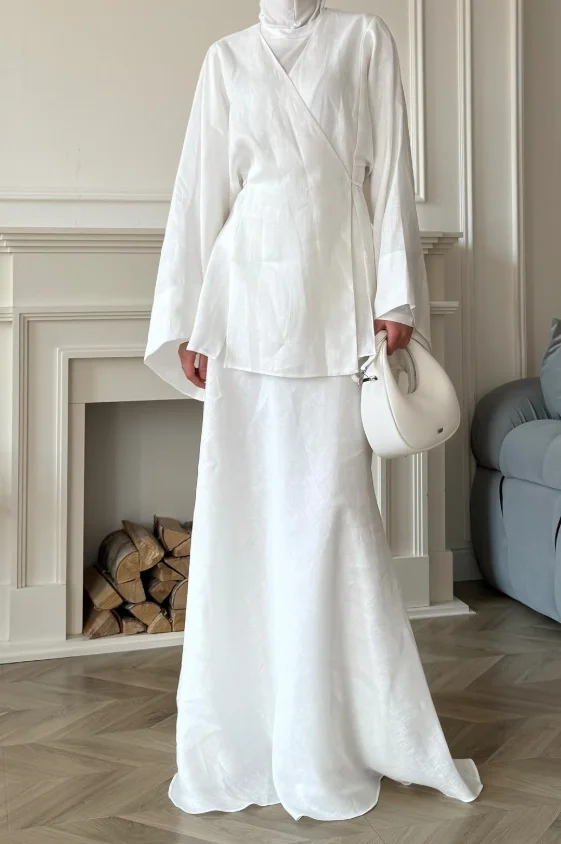 

Women's Dress 2025 Summer Latest Elegant and Sexy Casual New Solid Color V-Neck Strap Long Sleeve Cardigan High Waist Skirt Set
