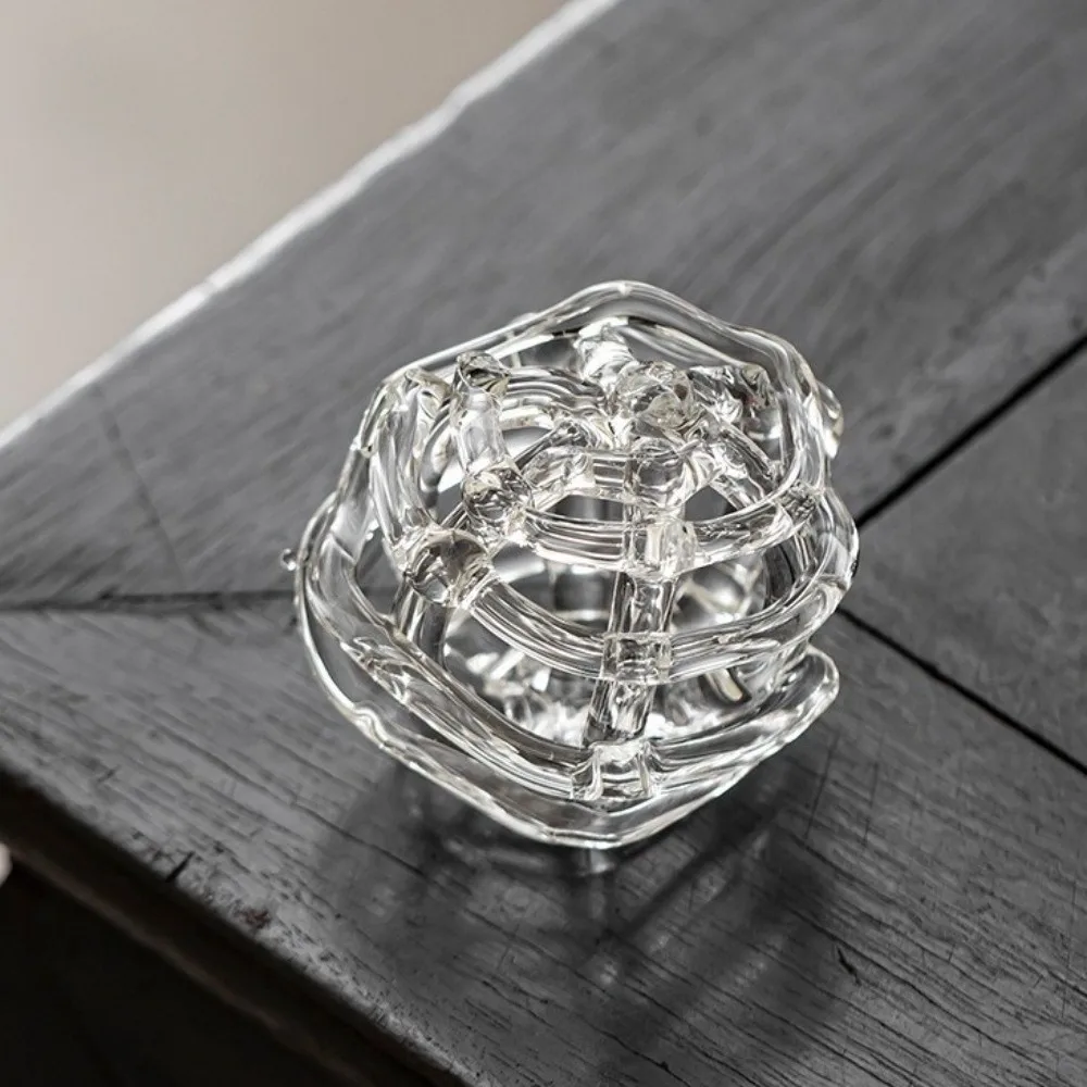 

Transparent Glass Ball Vase Minimalist Unique Handmade Art Vase Zen-Inspired Design Hydroponic Flower Vase Office Desk