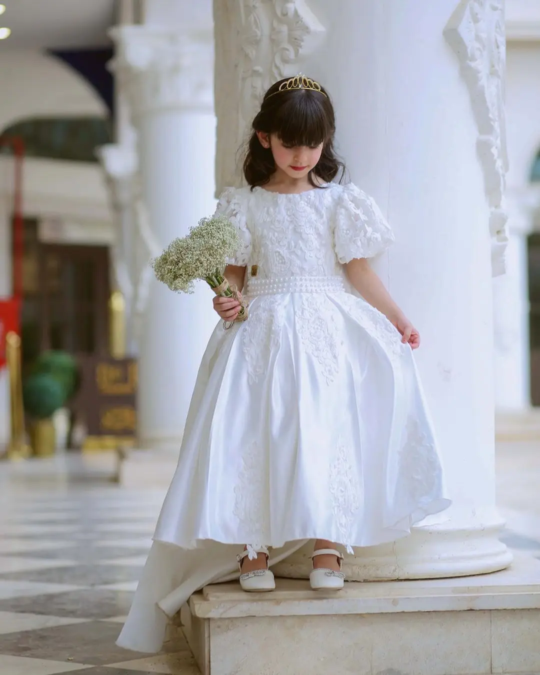 

White Applique 2024 Flower Girl Dress For Wedding Satin With Bow Pearls Kids Birthday Princess Dress First Communion Ball Gowns