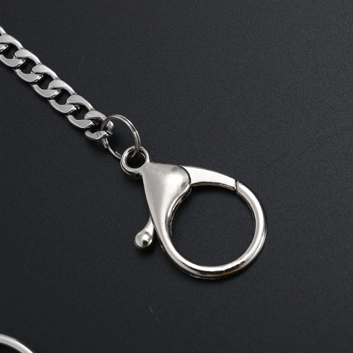 32Cm Stainless Steel Keyring Hard Wearing Flat Surface Long Chain Key Holder for Gadgets Safety Key Management Portable Stylish