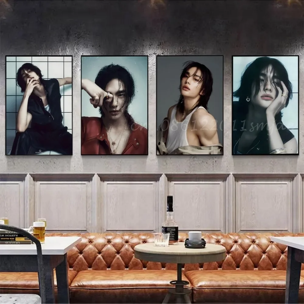 1 قطعة Hyunjin ملصق فني ذاتي اللصق مقاوم للماء ورقة ملصق مقهى بار غرفة جدار ديكور