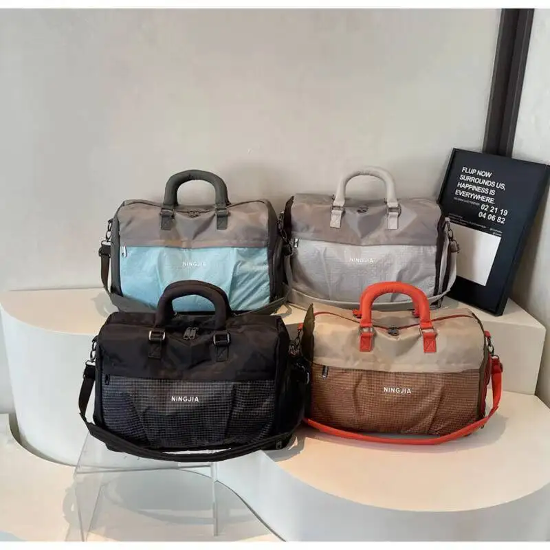 

Grid Pattern Travel Duffel Bag Waterproof Nylon Gym Bag Multifunctional Overnight Bag for Men Women Travel Fitness Daily Use